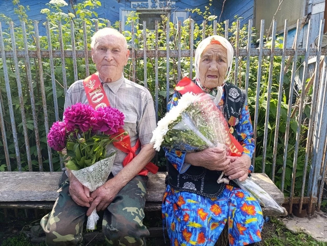 "Контактри" сӑн